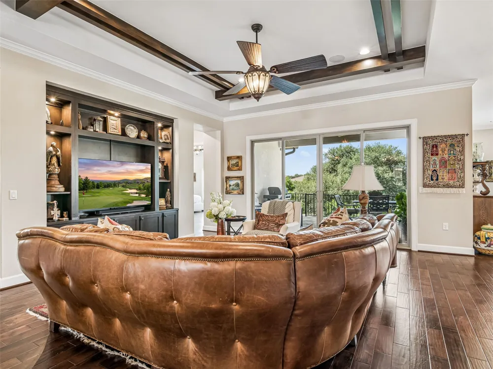 125 Sowing Oak Drive San Marcos, TX 78666