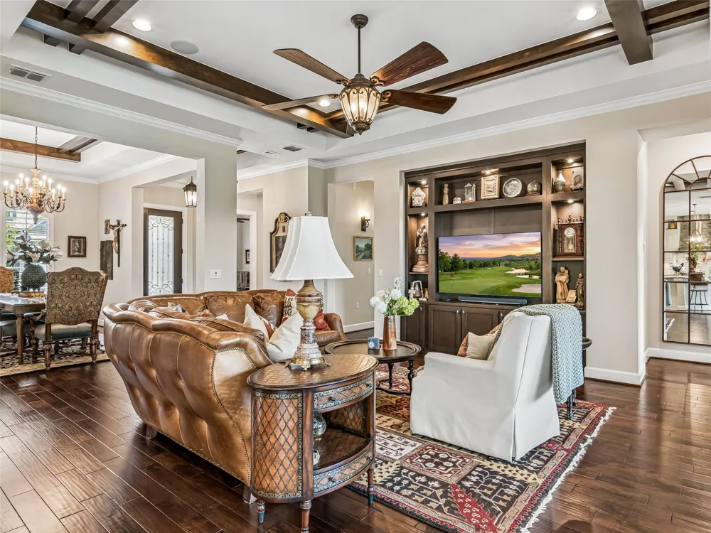 125 Sowing Oak Drive San Marcos, TX 78666