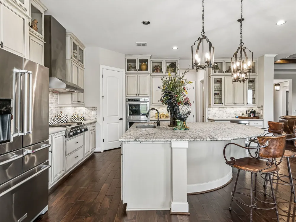 125 Sowing Oak Drive San Marcos, TX 78666