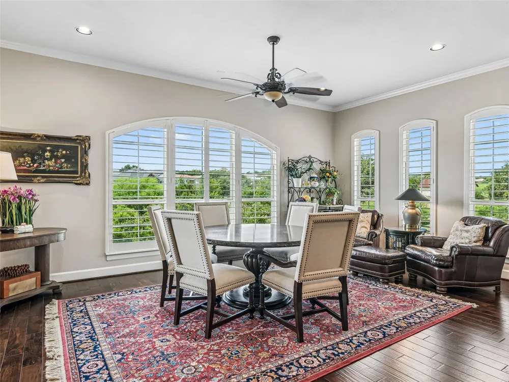 125 Sowing Oak Drive San Marcos, TX 78666