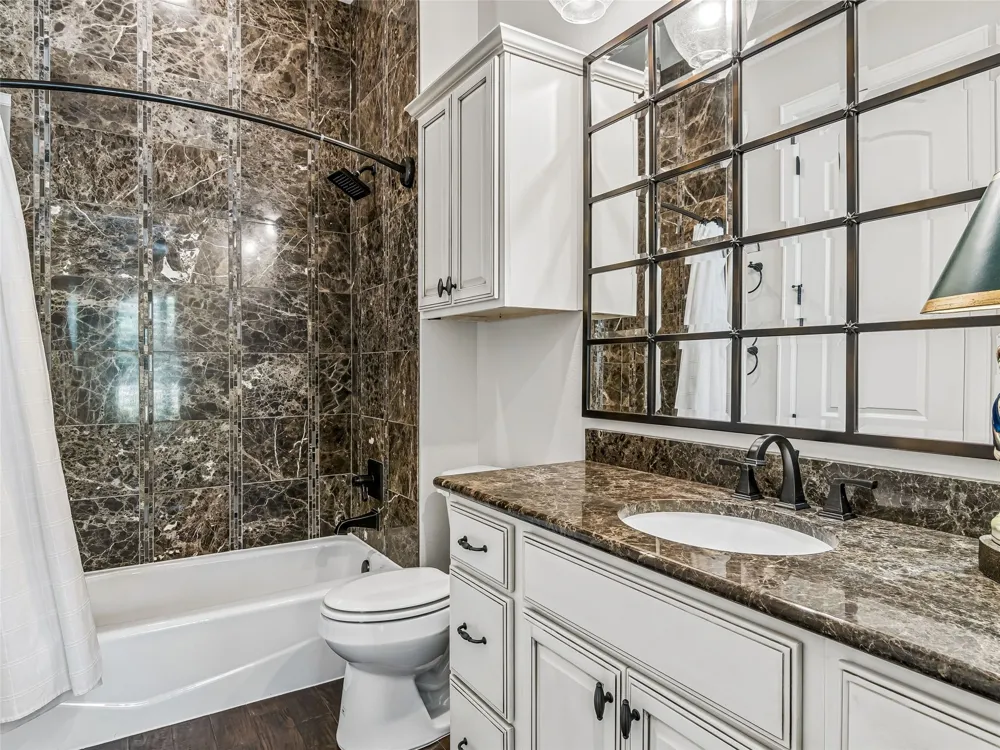 125 Sowing Oak Drive San Marcos, TX 78666