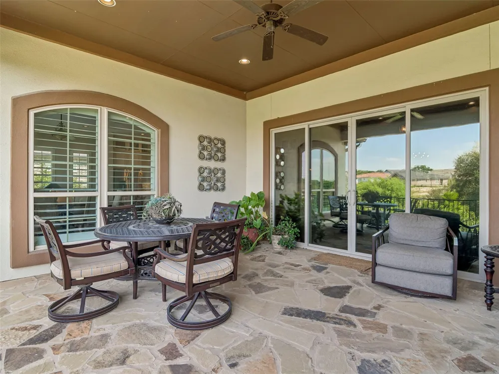 125 Sowing Oak Drive San Marcos, TX 78666