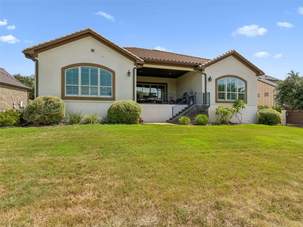 125 Sowing Oak Drive San Marcos, TX 78666