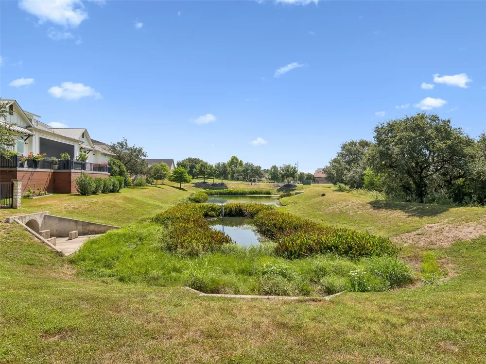 125 Sowing Oak Drive San Marcos, TX 78666
