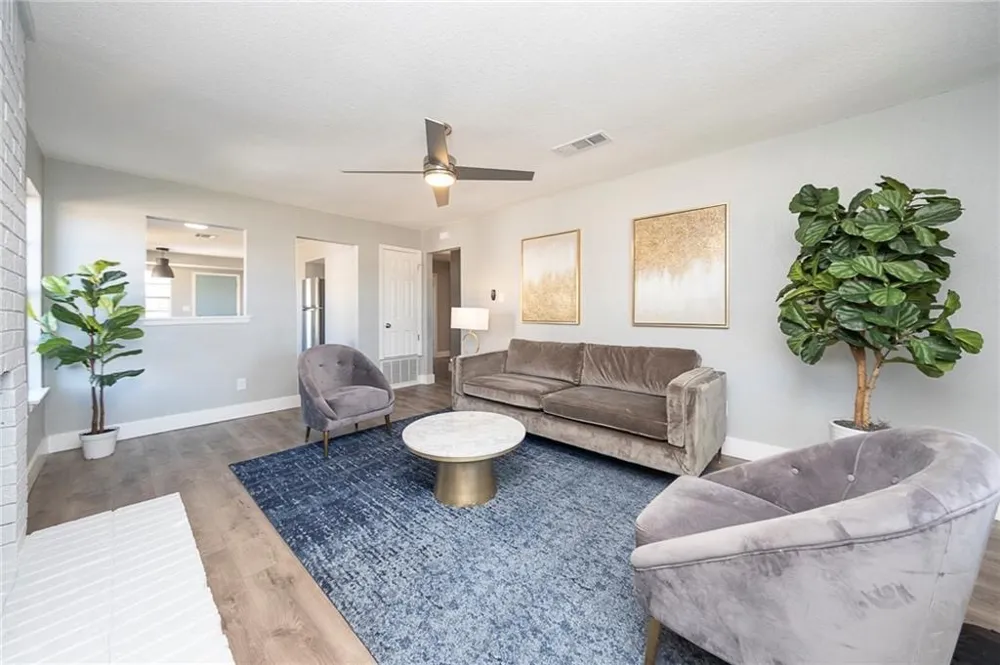 7401 Tumbleweed Drive #B Austin, TX 78724