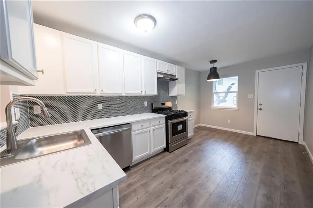 7401 Tumbleweed Drive #B Austin, TX 78724