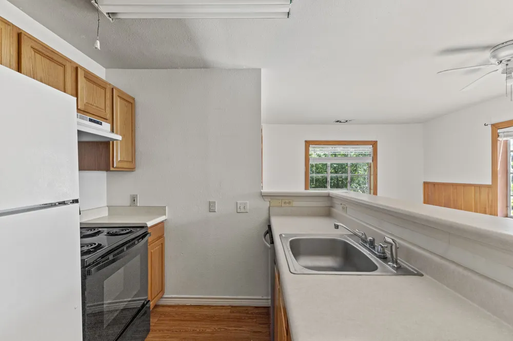 108 W Austin Street #B Kyle, TX 78640