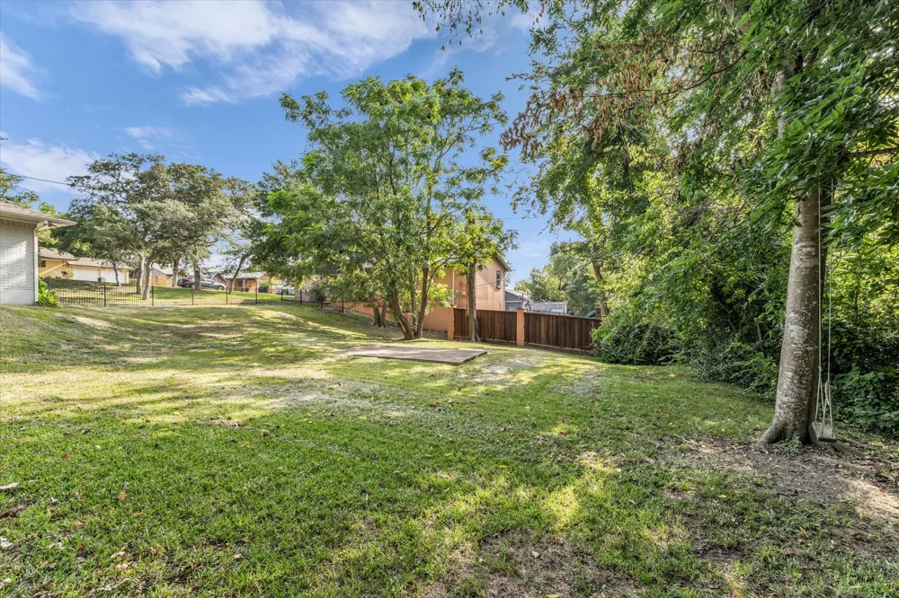 9730 Timberview Drive Woodway, TX 76712