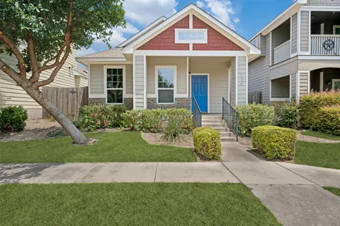 138 Wainscot Oak Way