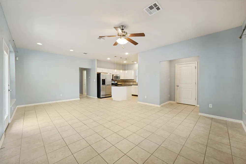 138 Wainscot Oak Way San Marcos, TX 78666
