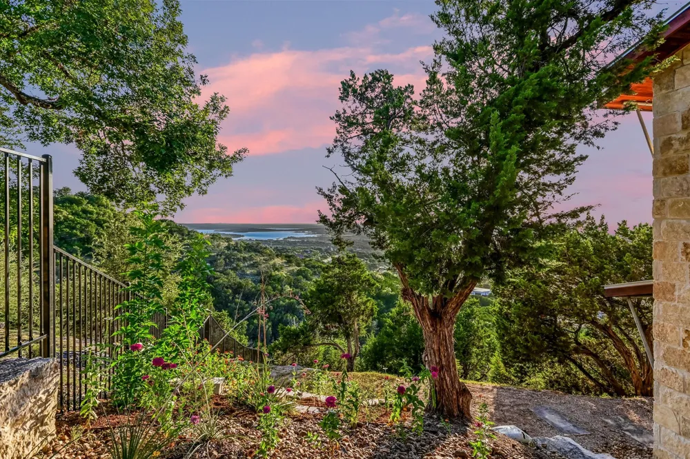 1151 Eagle Point Drive Fischer, TX 78623