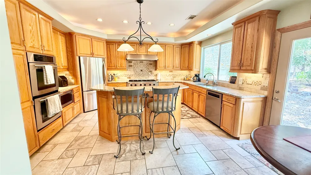 670 Woodland Drive Driftwood, TX 78619