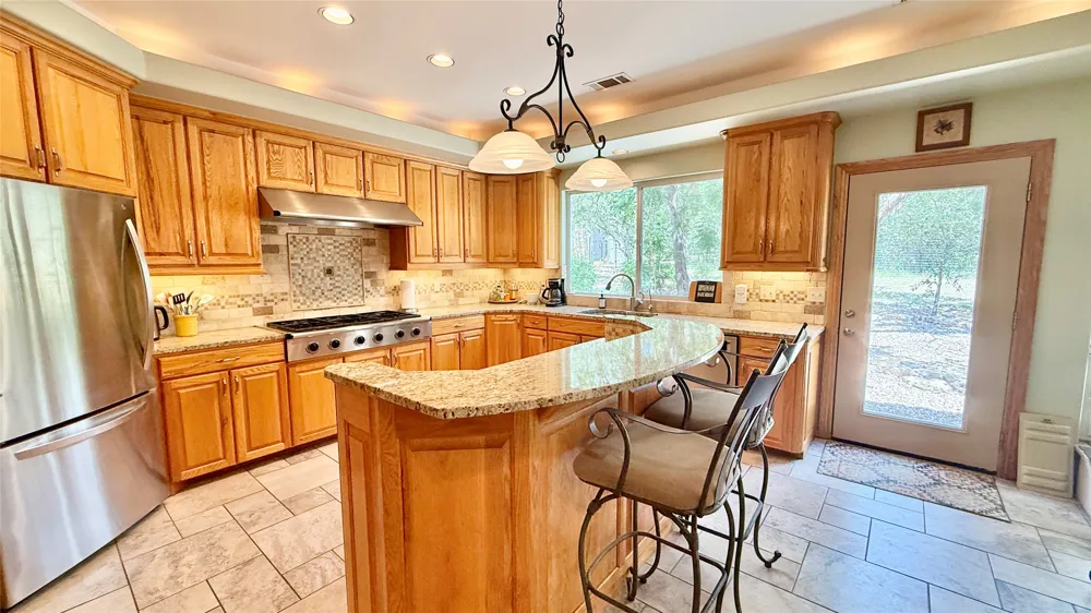 670 Woodland Drive Driftwood, TX 78619