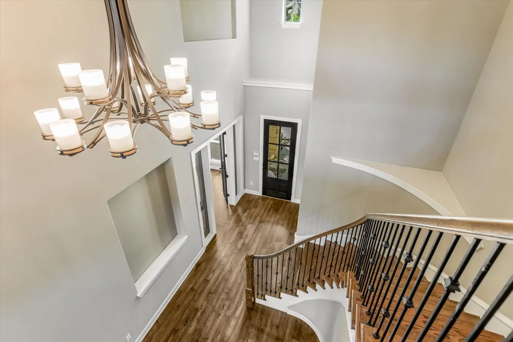 6005 Empresa Drive Austin, TX 78738