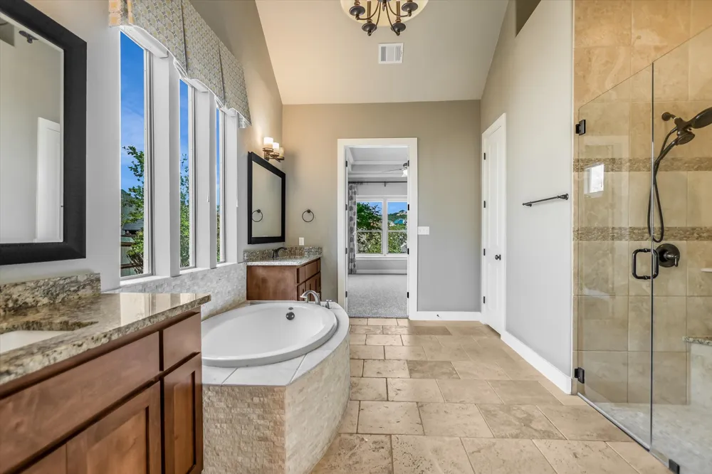 6005 Empresa Drive Austin, TX 78738