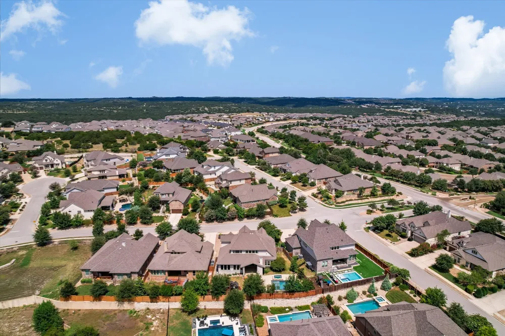 6005 Empresa Drive Austin, TX 78738