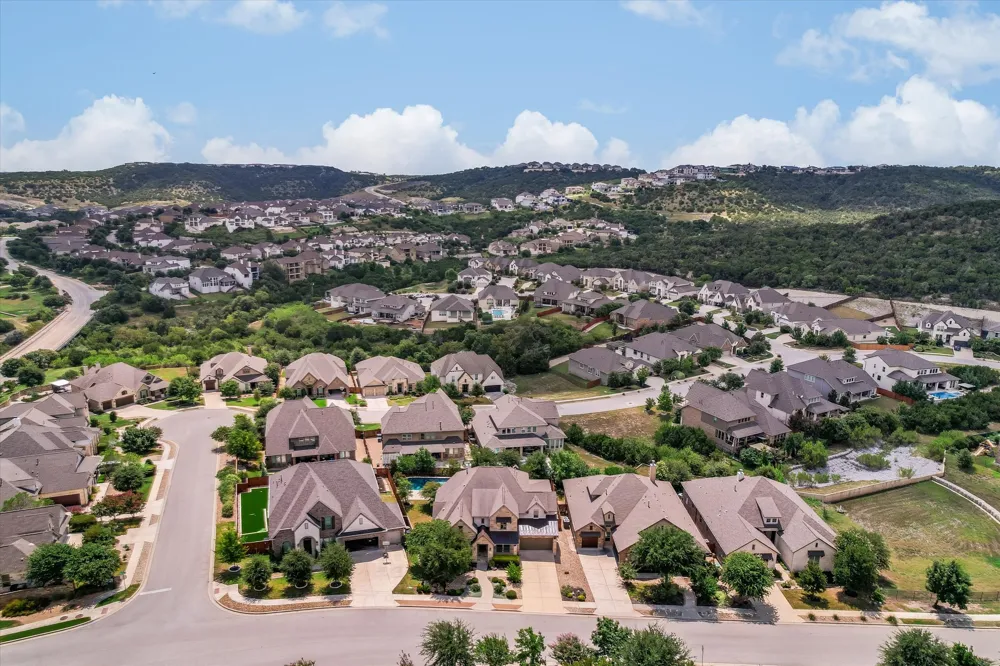 6005 Empresa Drive Austin, TX 78738