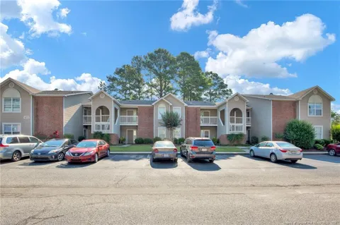 672 Bartons Landing Place #8