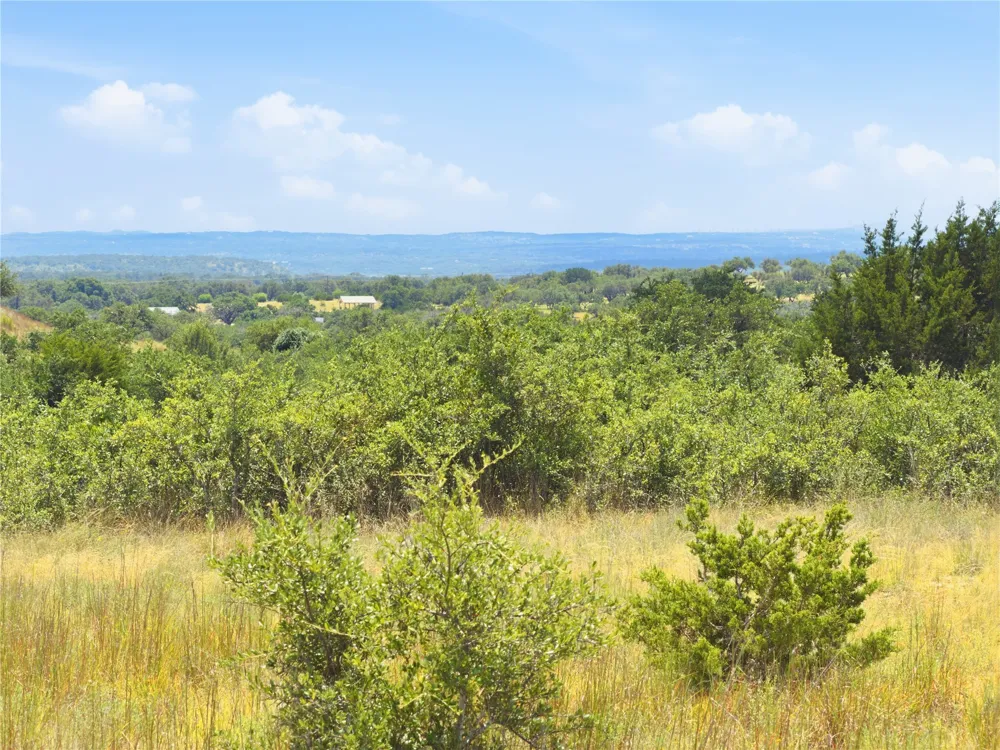 963 Summit Ridge Trail Drive Johnson City, TX 78636
