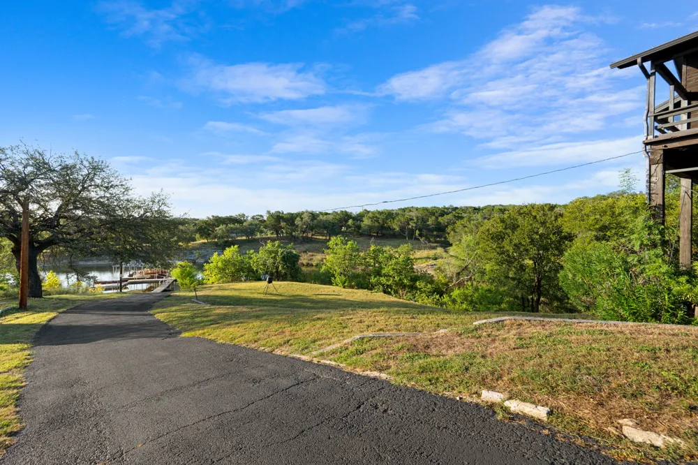 21106 Lakeshore Drive Lago Vista, TX 78645