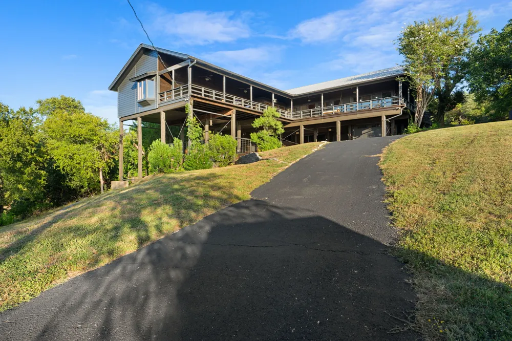 21106 Lakeshore Drive Lago Vista, TX 78645