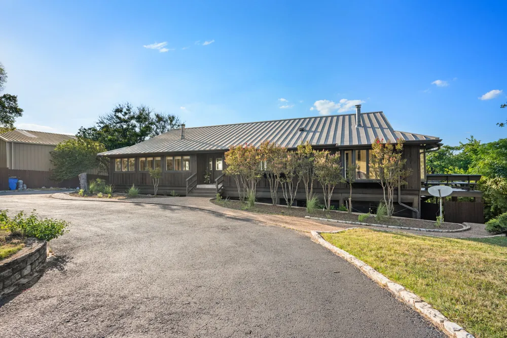 21106 Lakeshore Drive Lago Vista, TX 78645