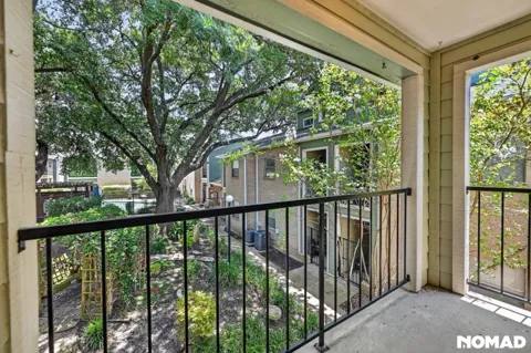 2104 Cullen Avenue #202