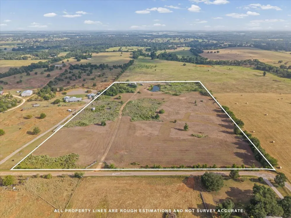 1265 County Road 410 Lexington, TX 78947