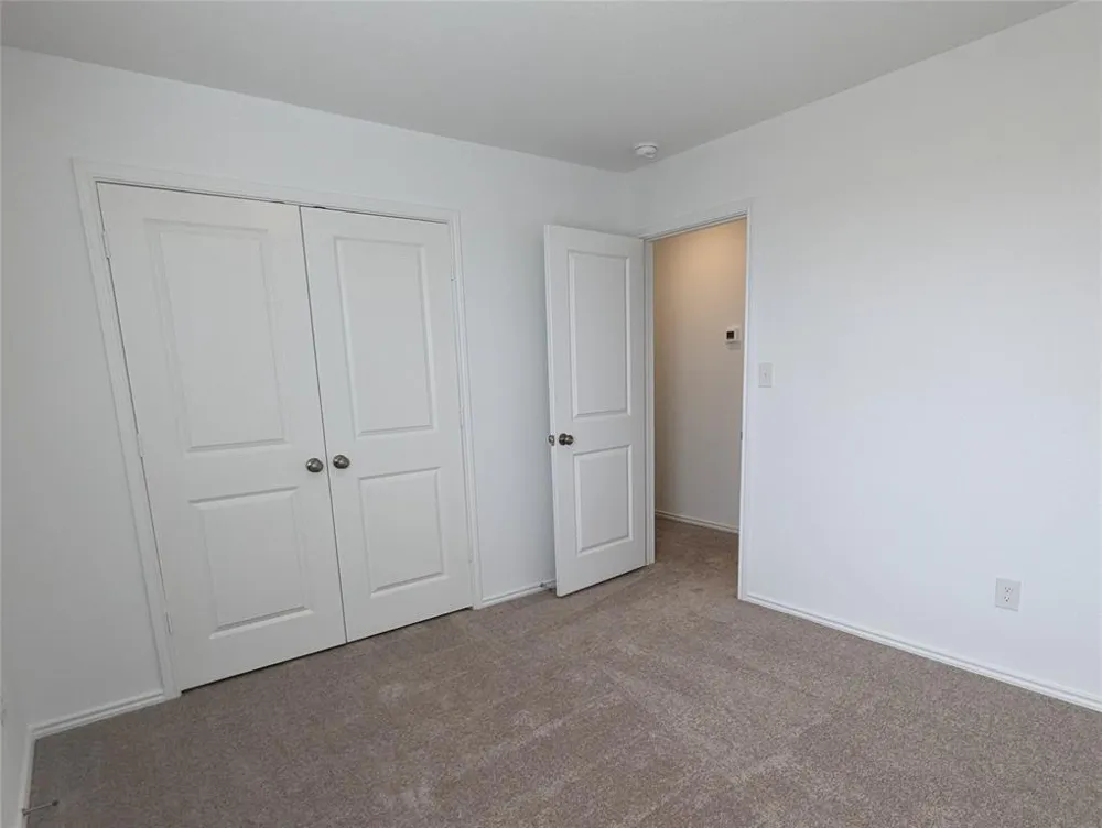 152 Avre Loop Kyle, TX 78640
