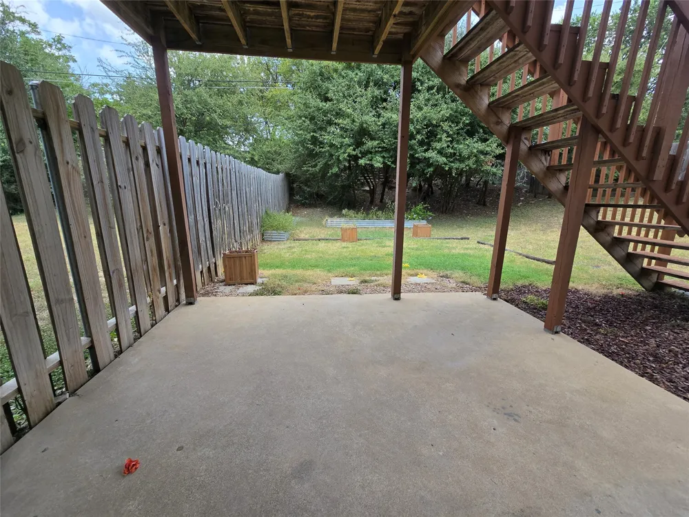 2504 Manor Circle #B Austin, TX 78723