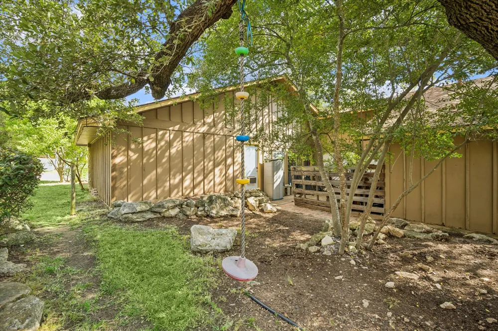 7115 Danwood Drive Austin, TX 78759