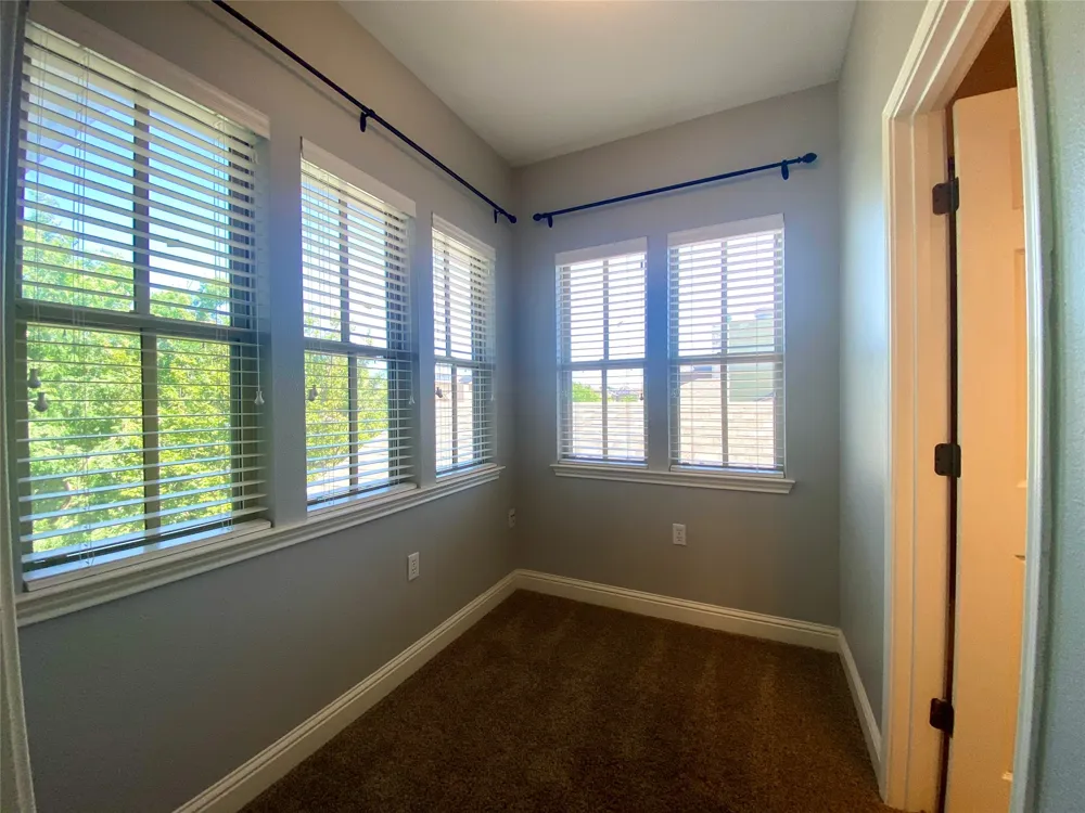 2009 Emma Long Street Austin, TX 78723