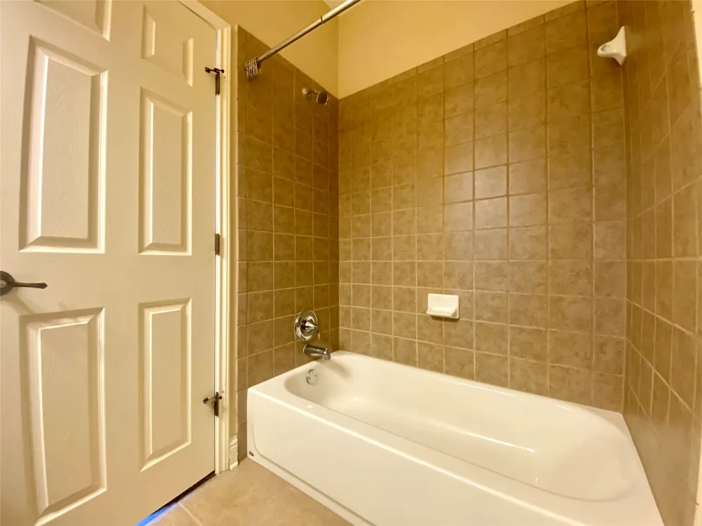 2009 Emma Long Street Austin, TX 78723