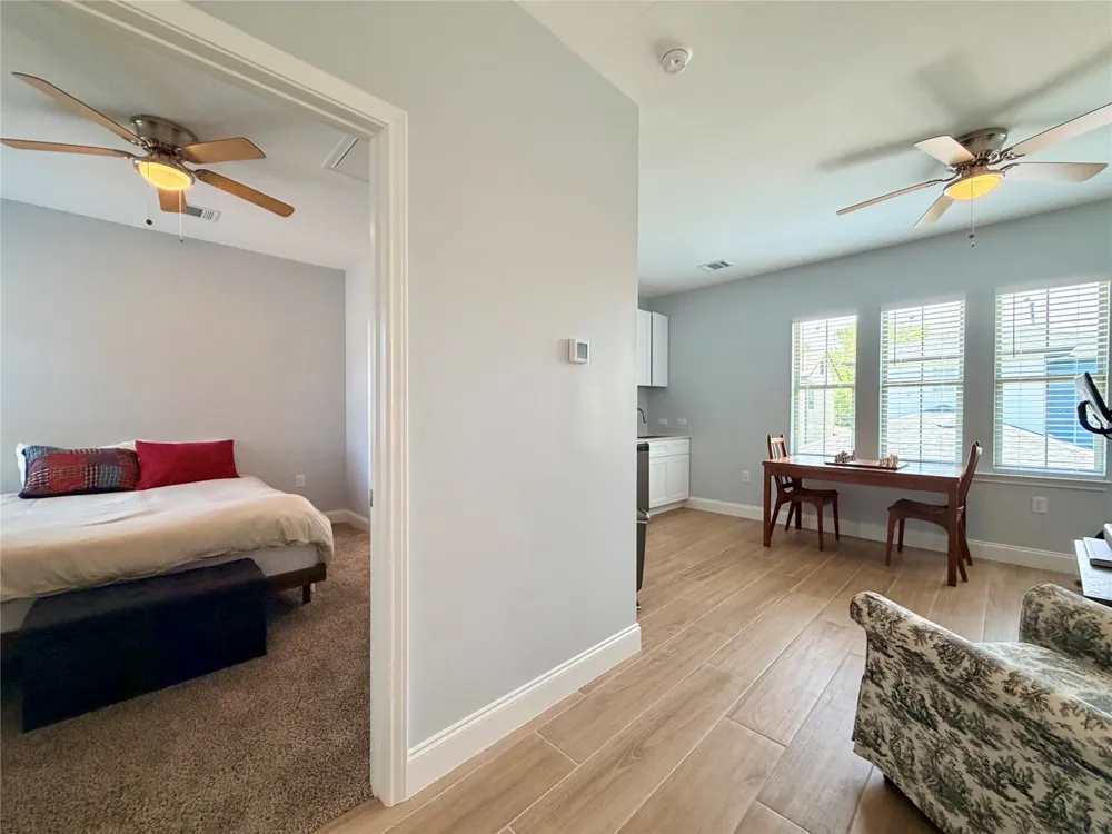 2009 Emma Long Street Austin, TX 78723