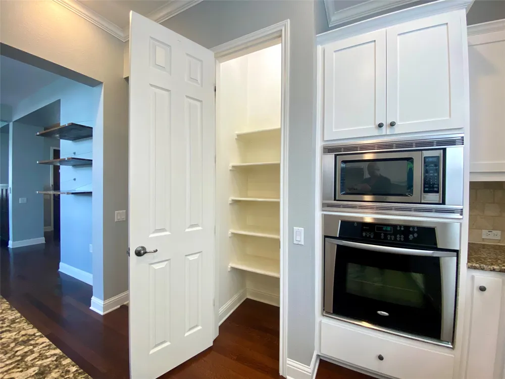 2009 Emma Long Street Austin, TX 78723