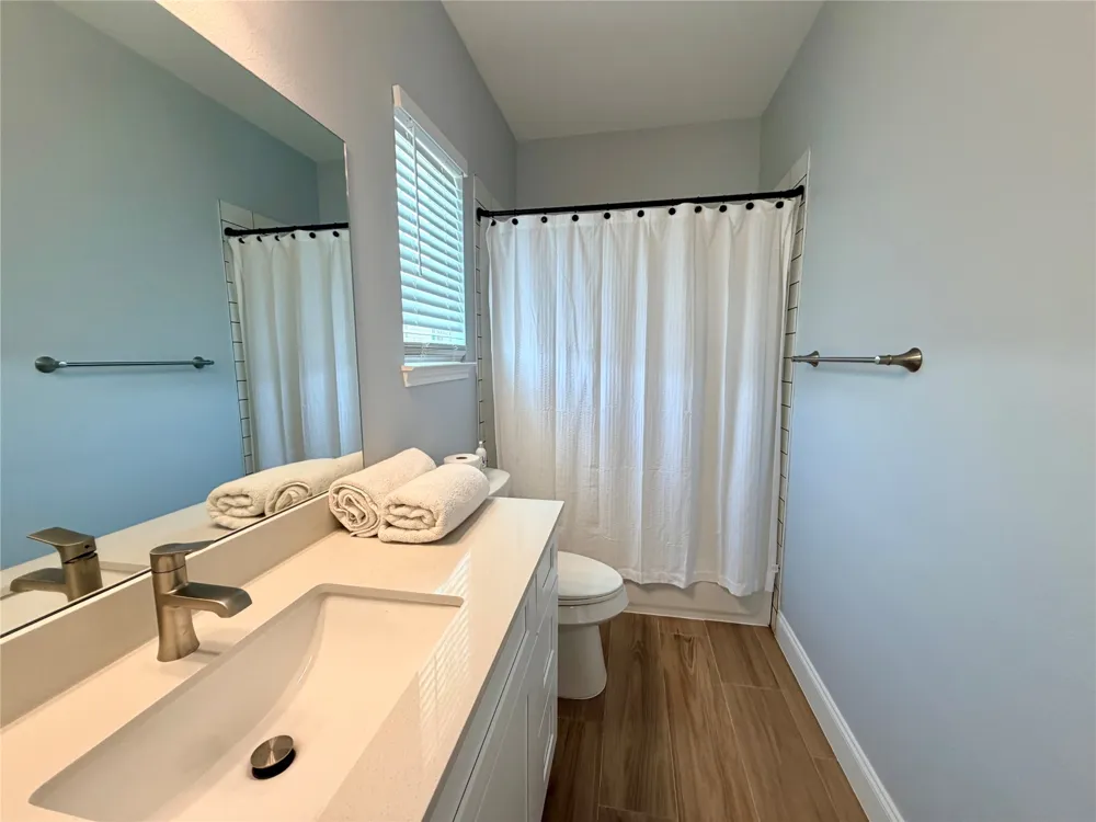 2009 Emma Long Street Austin, TX 78723