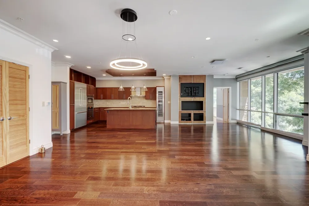 1600 Barton Springs Road #6306 Austin, TX 78704