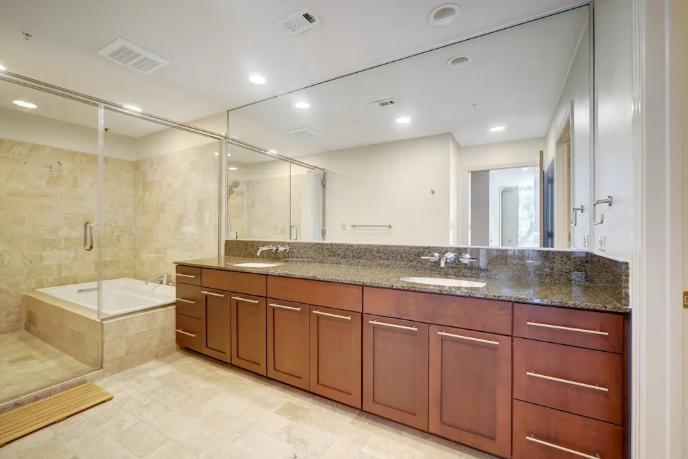 1600 Barton Springs Road #6306 Austin, TX 78704