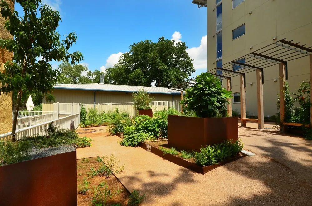 1600 Barton Springs Road #6306 Austin, TX 78704
