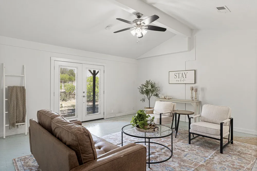 2591 Spring Valley Drive Dripping Springs, TX 78620