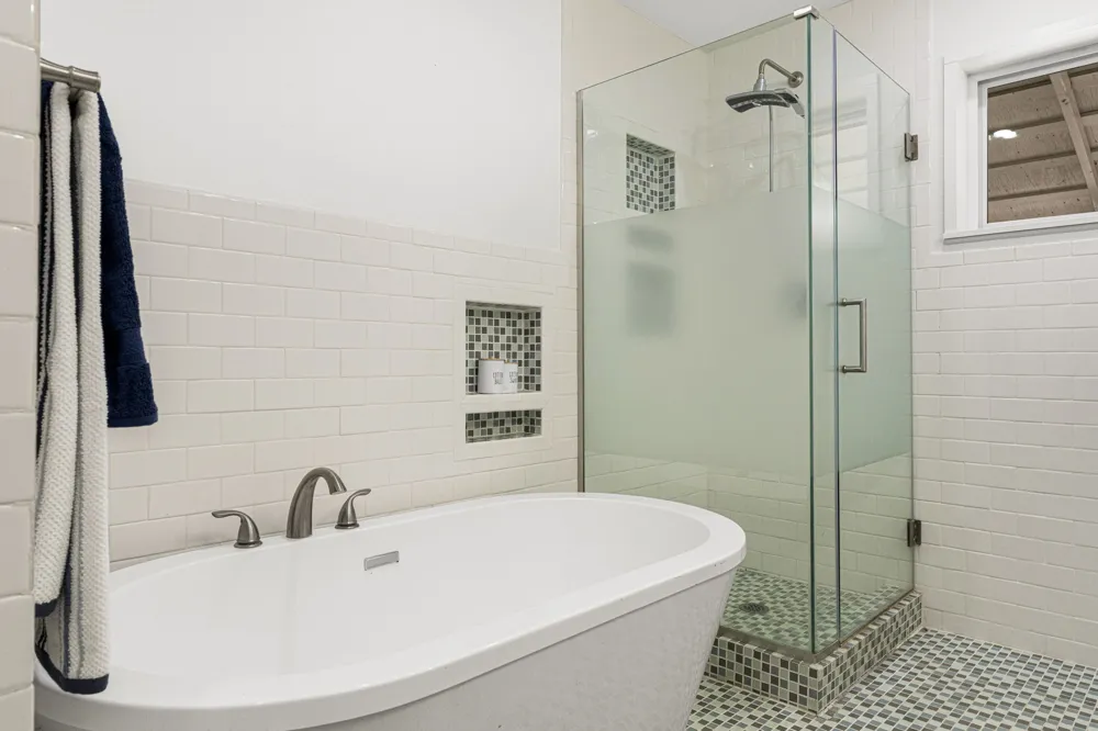 2591 Spring Valley Drive Dripping Springs, TX 78620