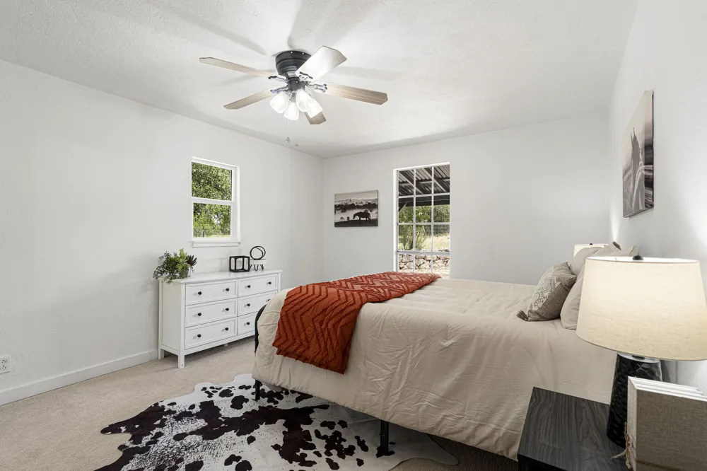 2591 Spring Valley Drive Dripping Springs, TX 78620