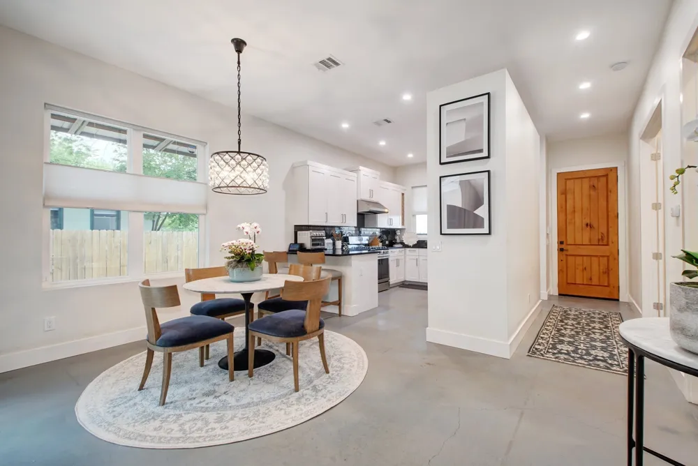 4613 Harmon Avenue Austin, TX 78751