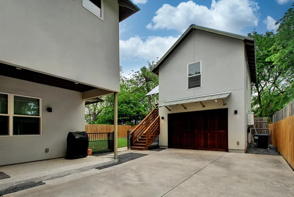 4613 Harmon Avenue Austin, TX 78751