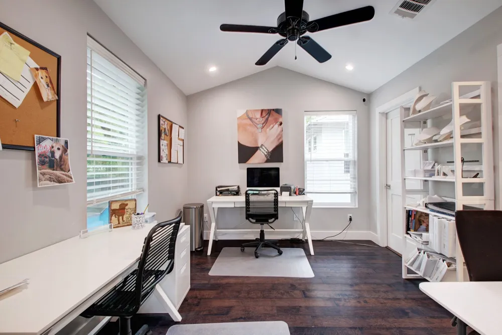 4613 Harmon Avenue Austin, TX 78751