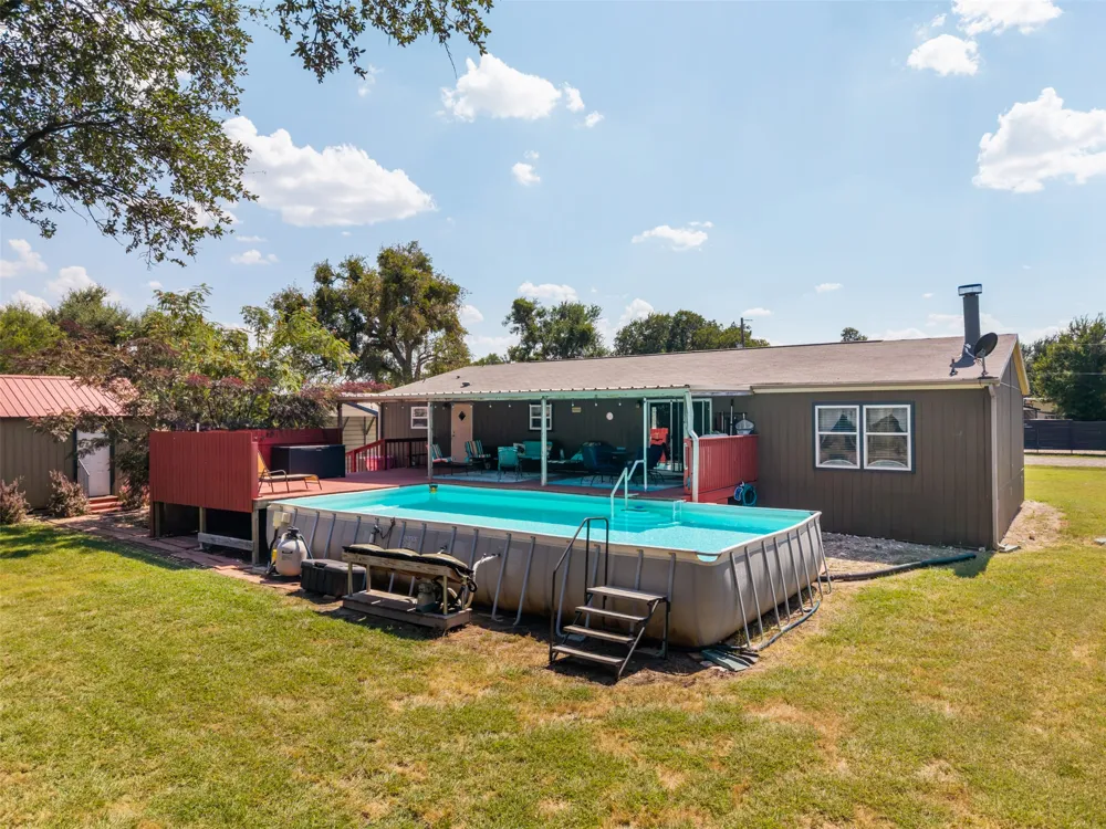 1320 HWY 138 Florence, TX 76527