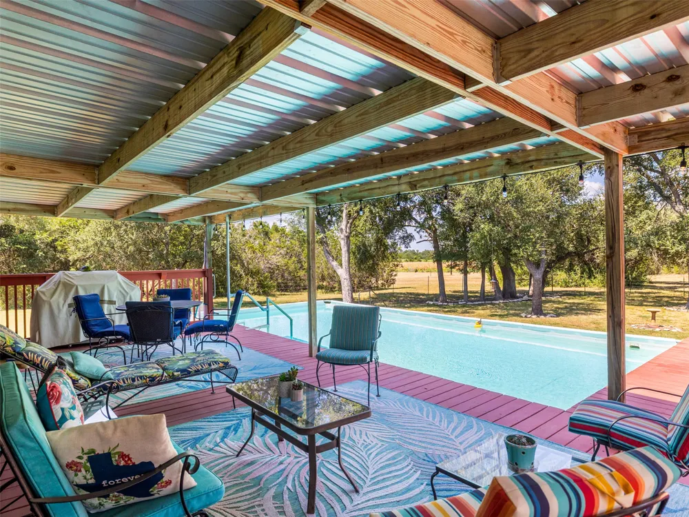 1320 HWY 138 Florence, TX 76527