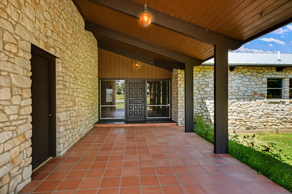 3900 FM 2325 Wimberley, TX 78676