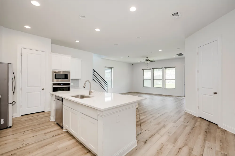 9813 Evening Canopy Drive Manor, TX 78653