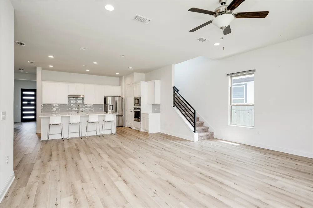 9813 Evening Canopy Drive Manor, TX 78653